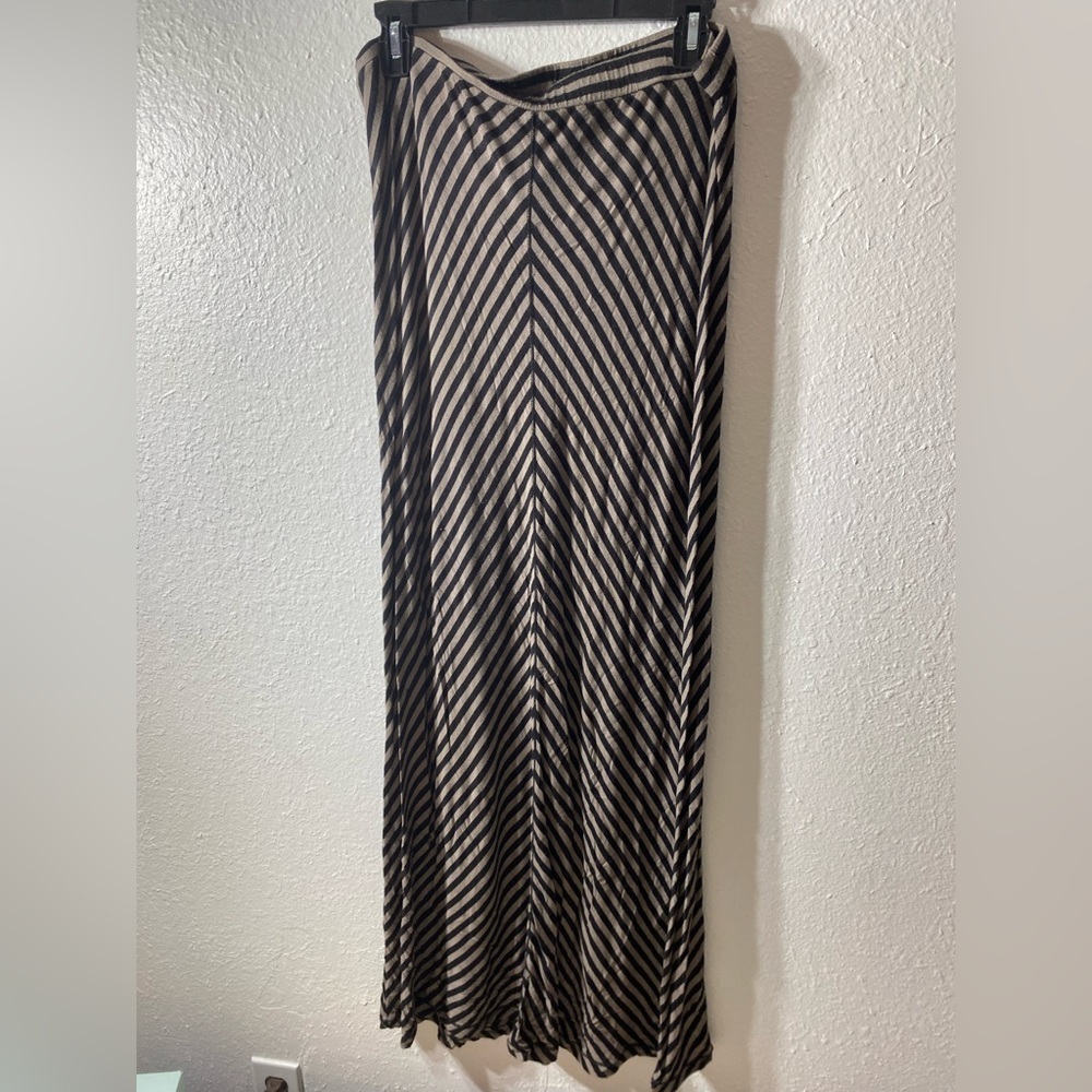 Women’s MaxEdition‎ skirt